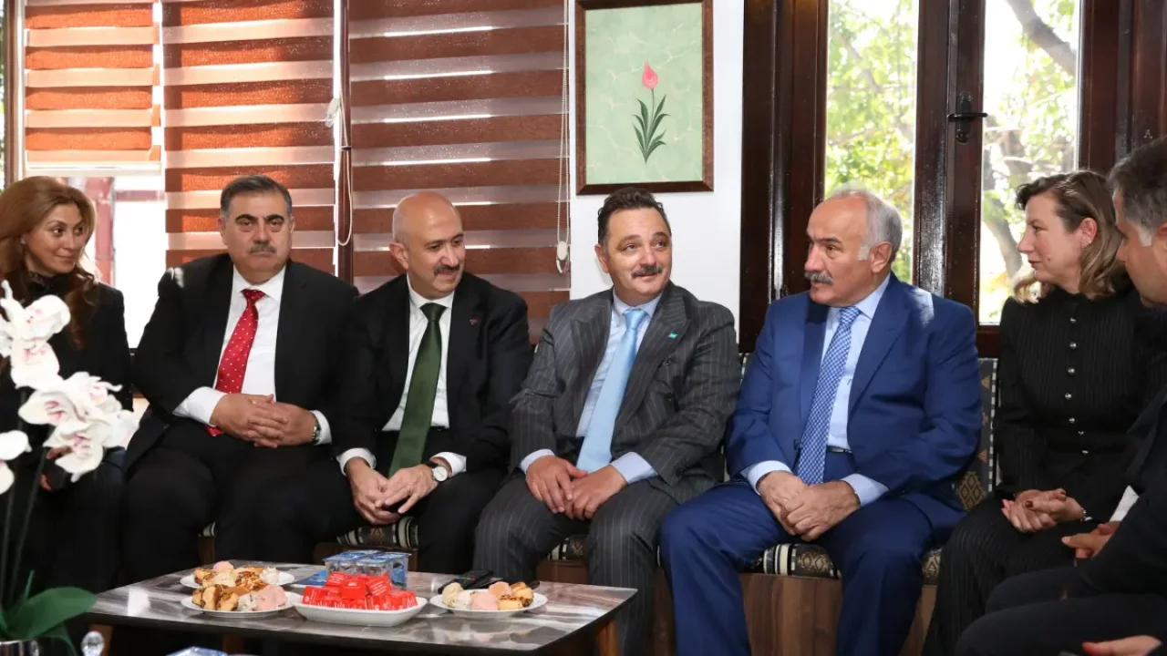 İnternet haberciliği için güvenilirlik vurgusu yaptı