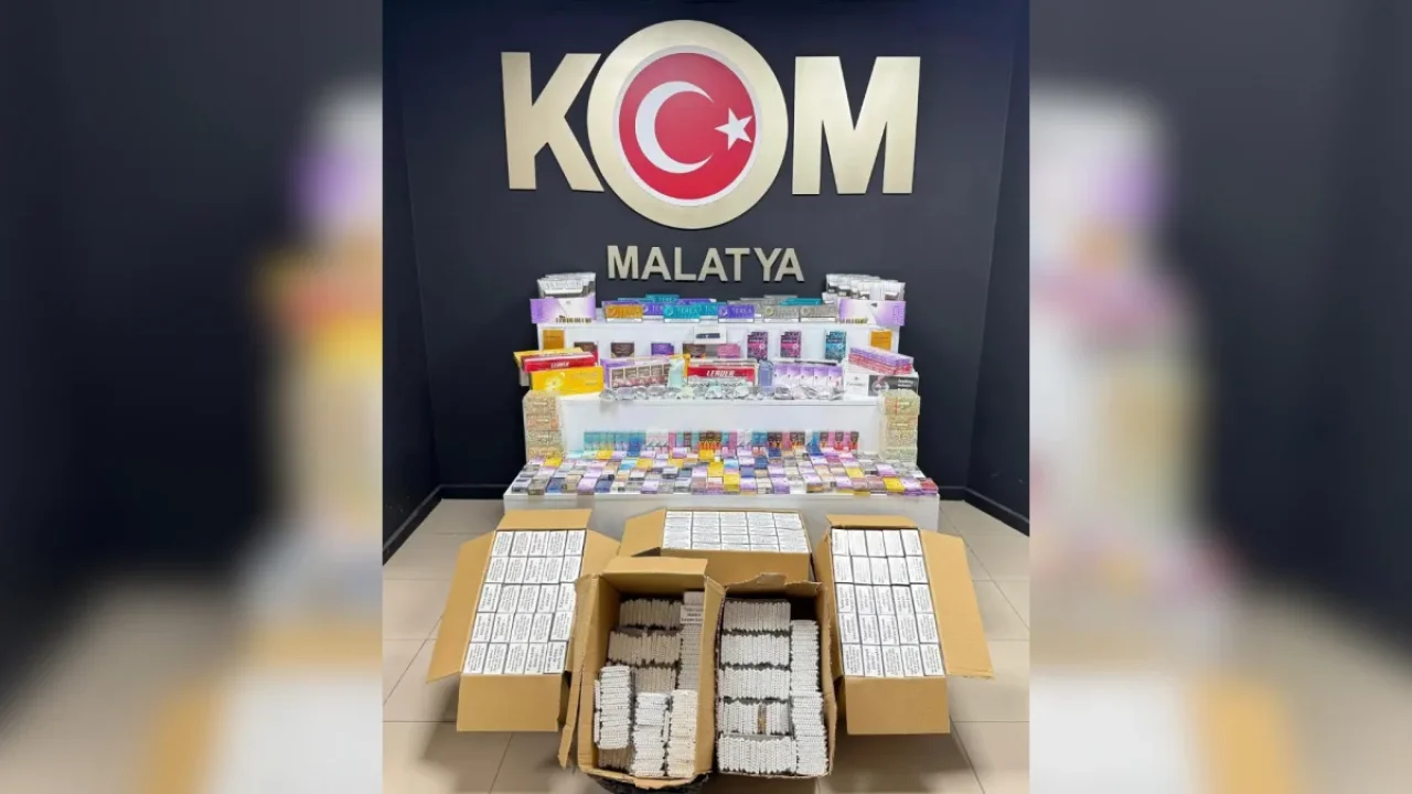 Kaçakçılık operasyonuyla binlerce makaronu topladı
