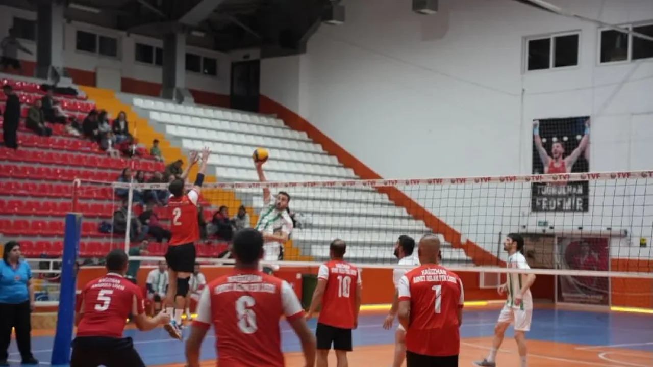 Kamu Spor Oyunları’nda voleybol heyecanı başladı