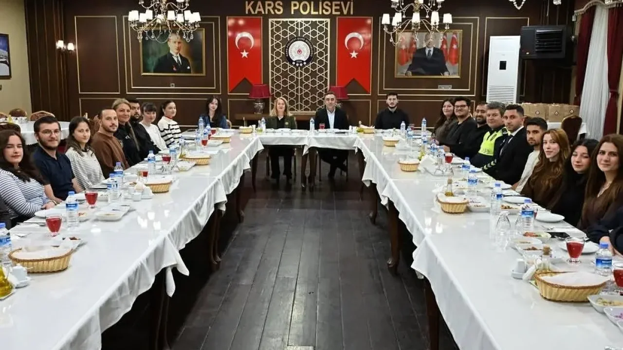 Kars’ta emniyet mensuplarının çocuklarıyla buluşma