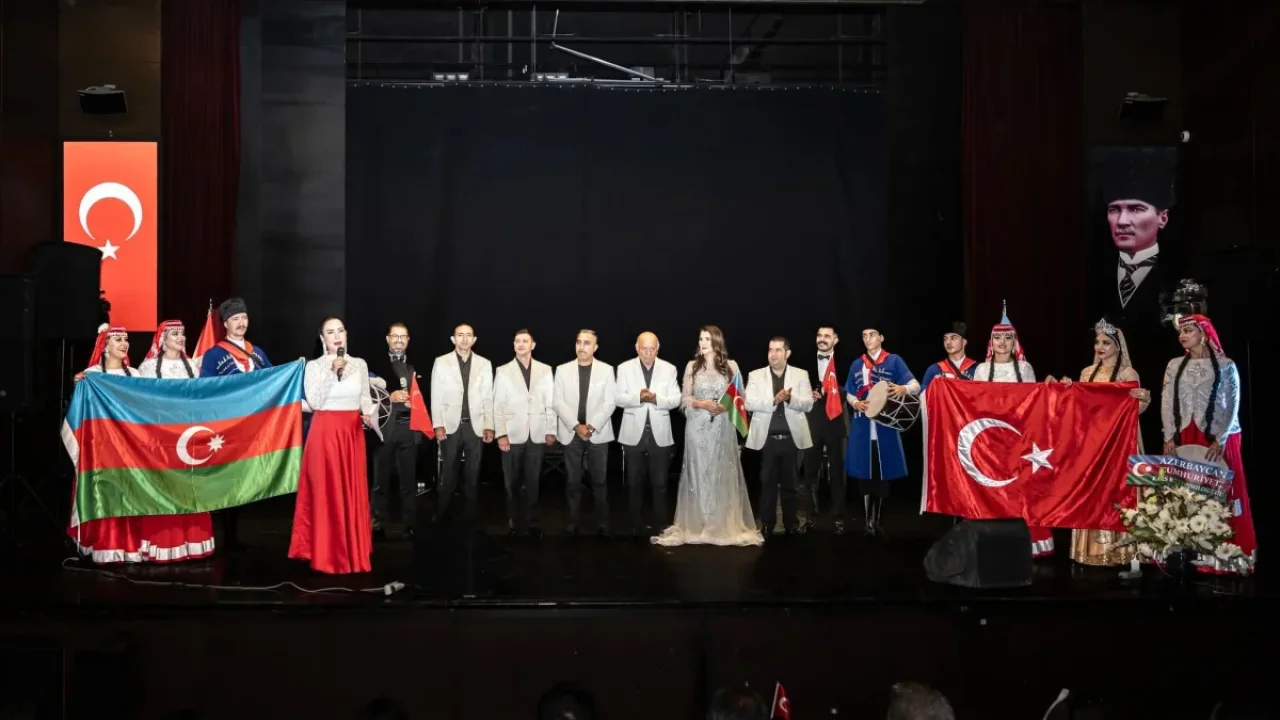 Kars Türkiye-Azerbaycan Sanat Haftası ile Canlandı