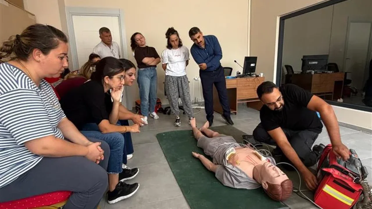 Kırıkkale 112 Sağlık Personeli Eğitimini Tamamladı