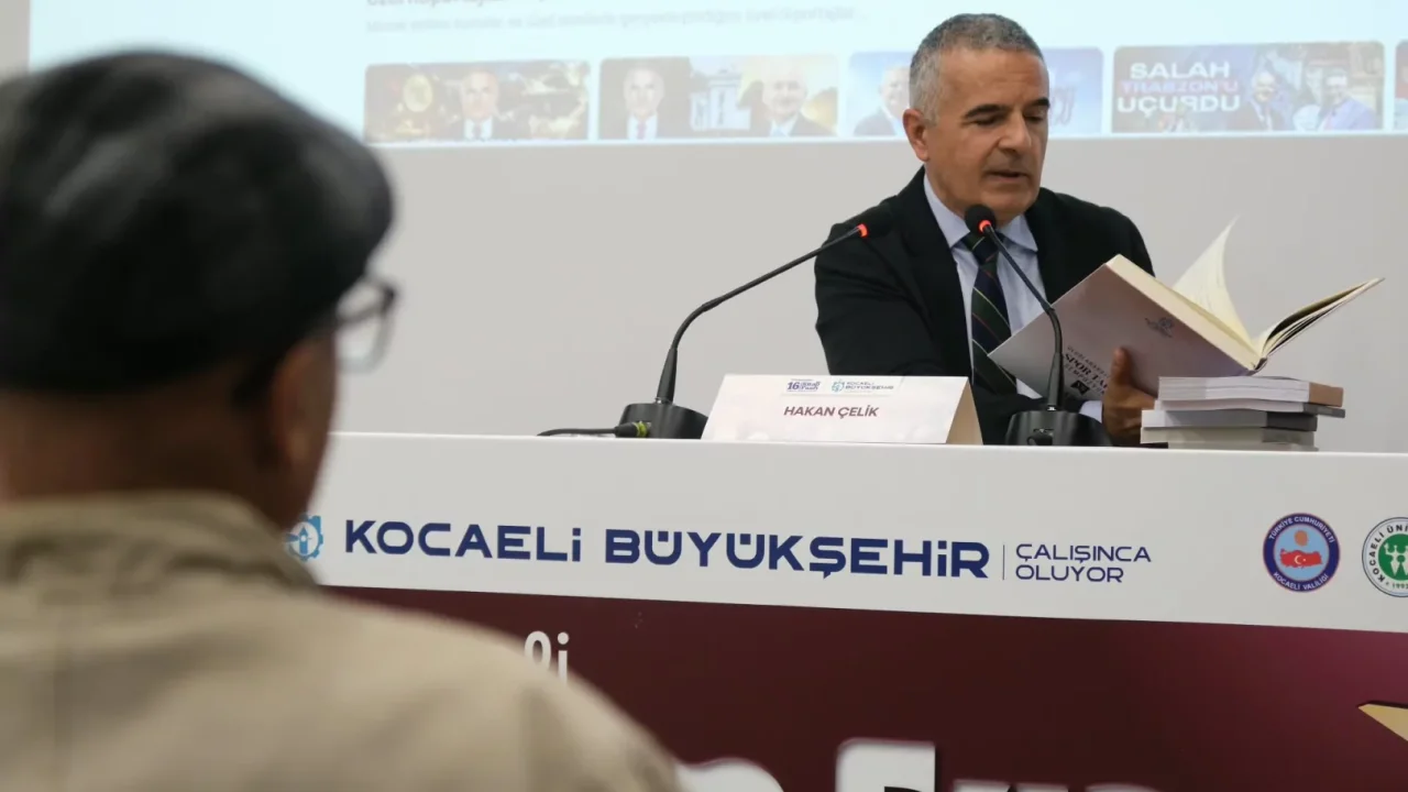 “Kocaeli Kitap Fuarı Türkiye’ye Öncülük Ediyor”