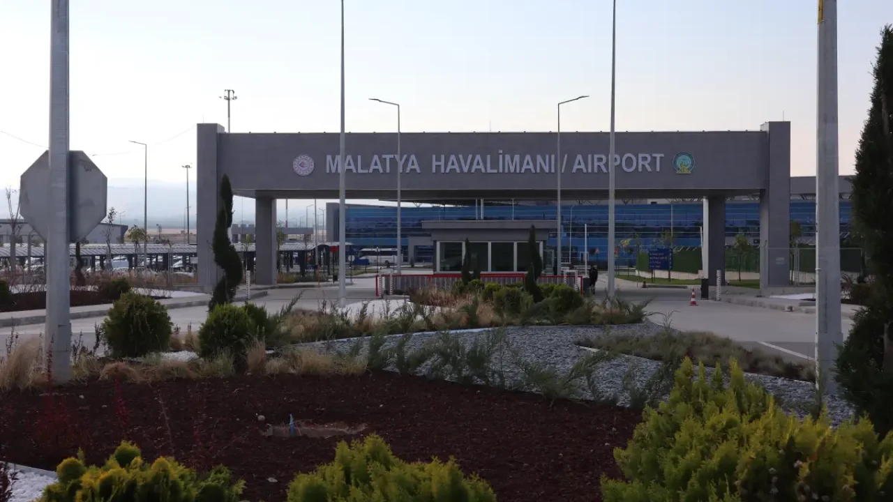 Malatya Havalimanı Yeni Terminali Hizmet Kapasitesini.