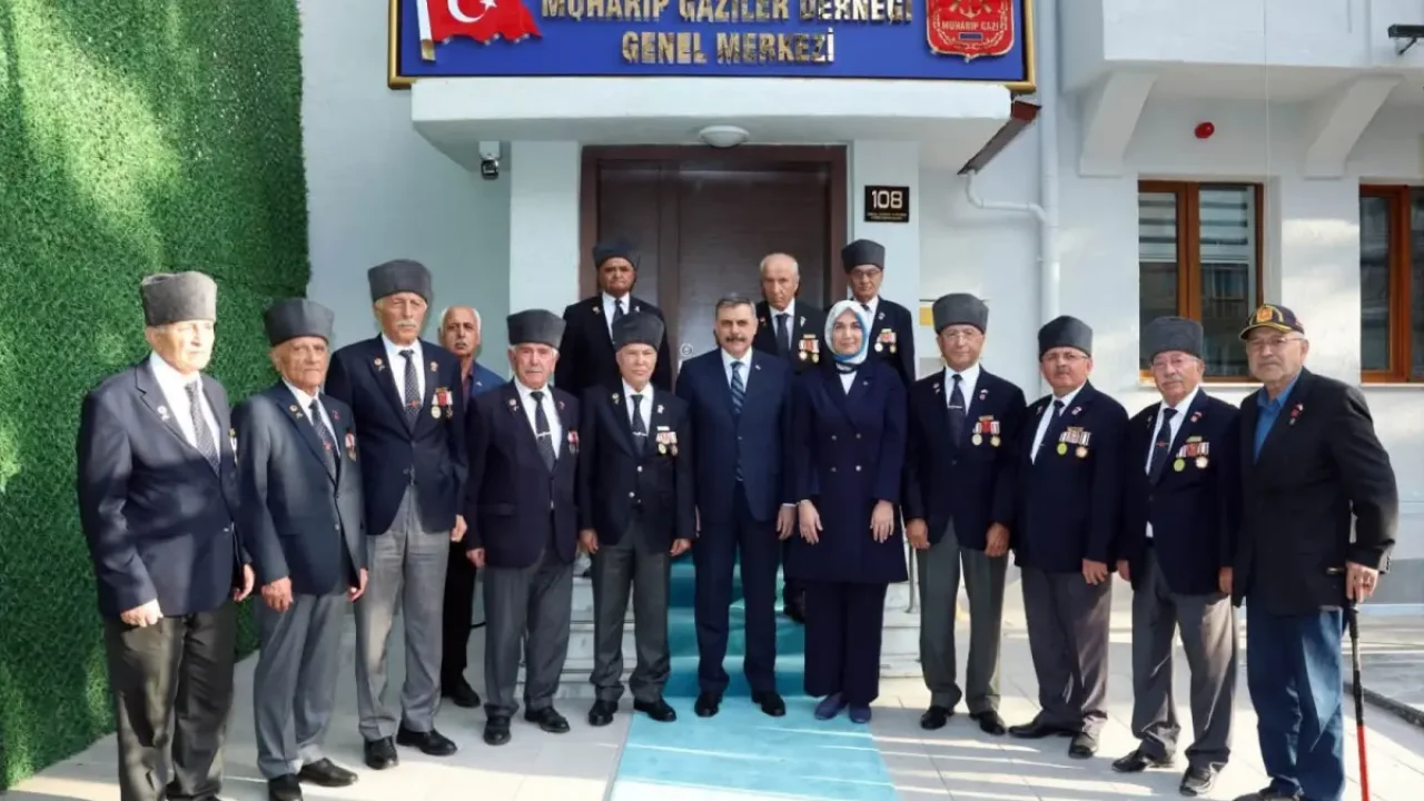 Muharip Gaziler Derneği'ni Bakan Çiftçi Ziyaret Etti