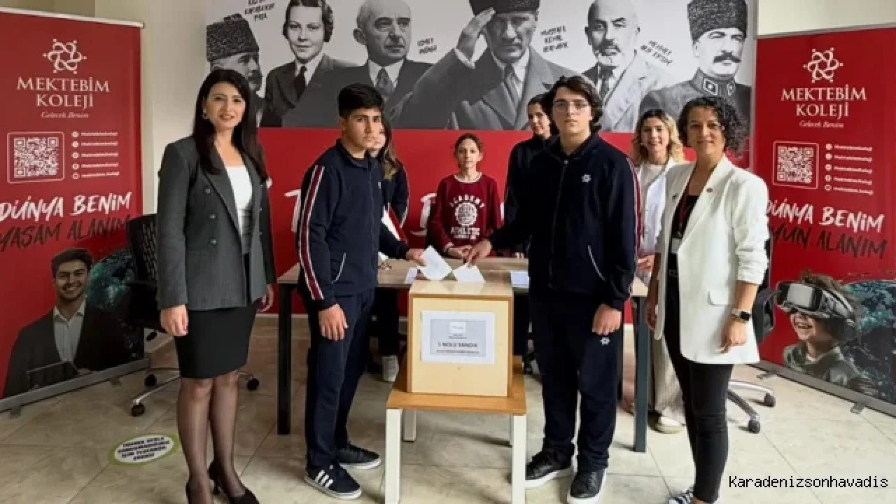Okulda seçim heyecanı; öğrenciler sandık başına gitti