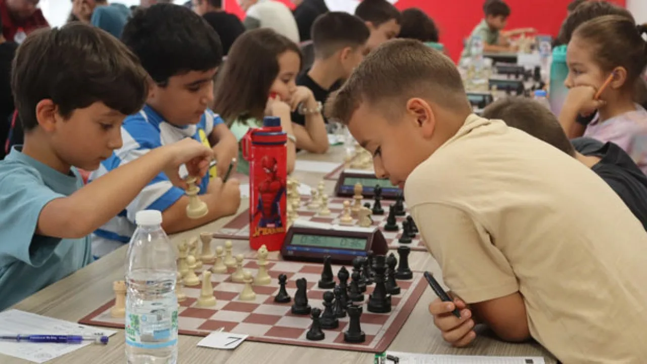 Osmaniye’de Satranç Heyecanı: 43 Sporcu Yarışıyor
