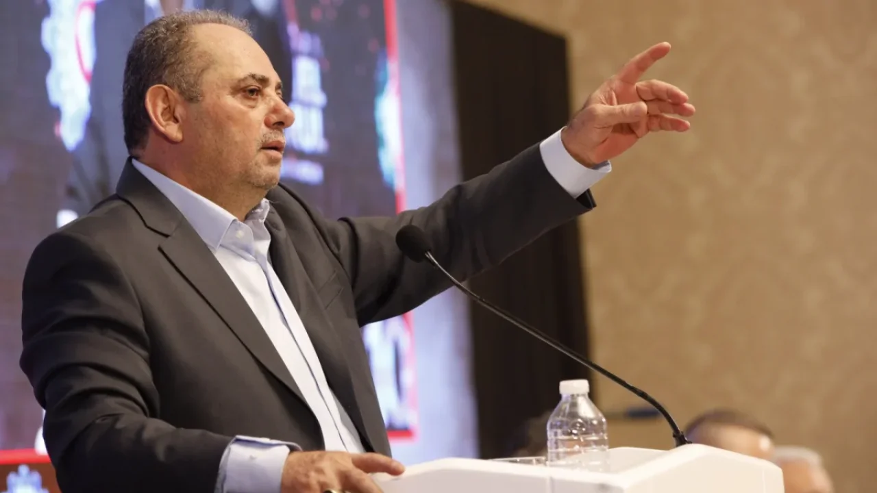 Özçelik-İş’ten 750’den fazla öğrenciye burs desteği