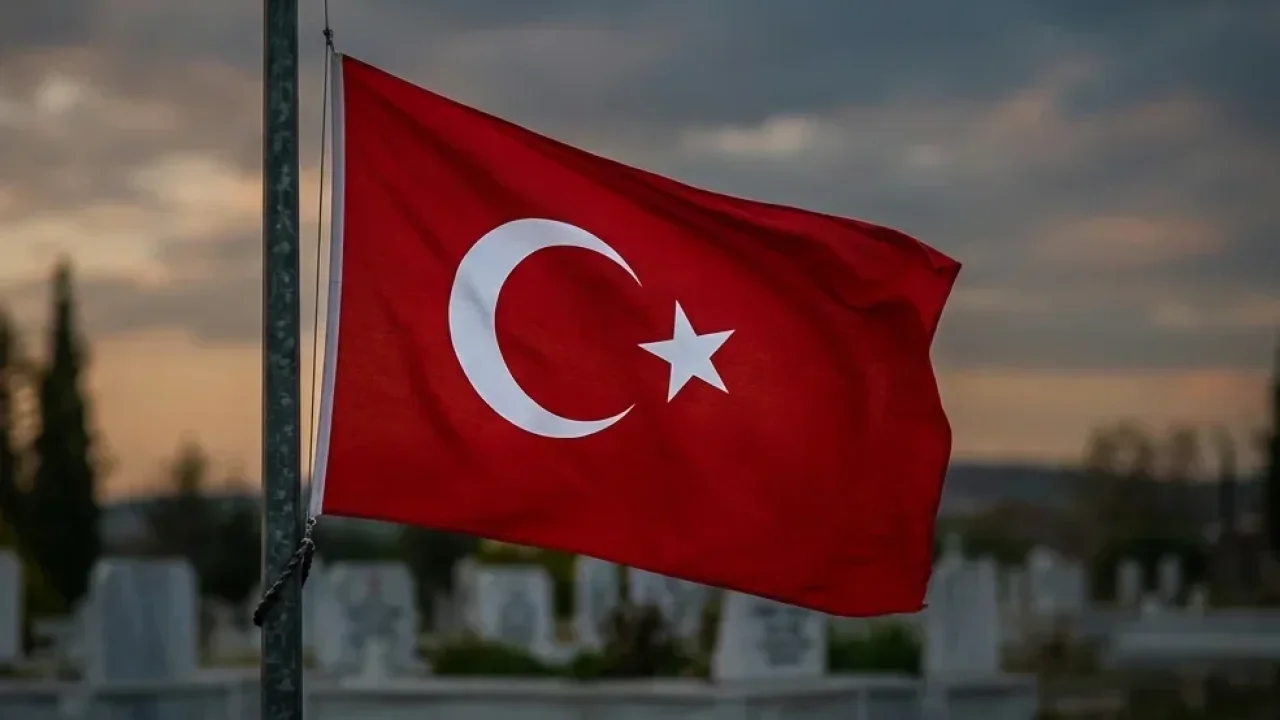 Pençe-Kilit bölgesinde silah kazası: Bir şehit