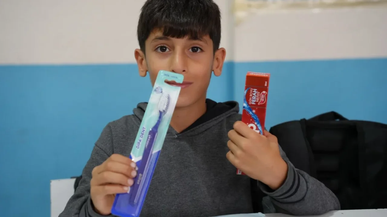 Silopi’de öğrencilere Kızılay’dan hijyen desteği
