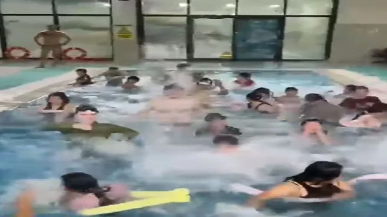 Sumbaslı Öğrenciler Kadirli’de Yüzme Eğitimi Aldı