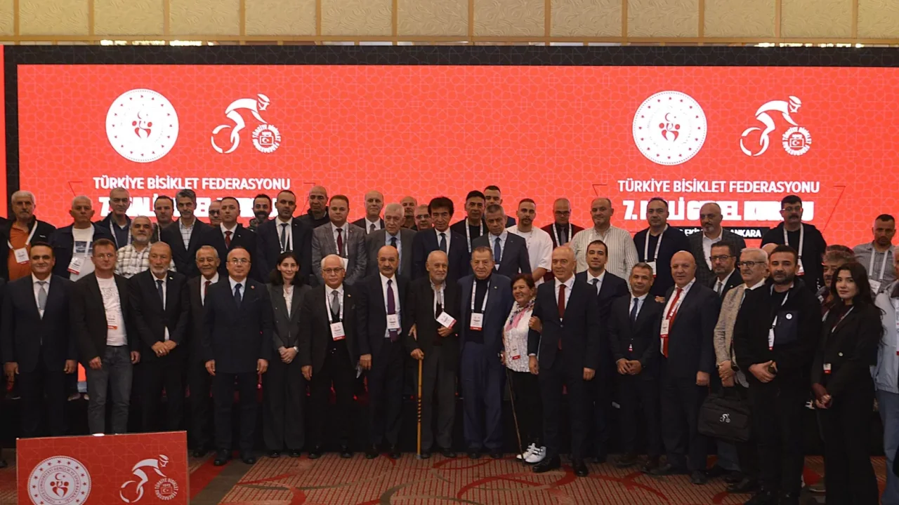 Türkiye Bisiklet Federasyonu Yönetimi Güven Tazeledi