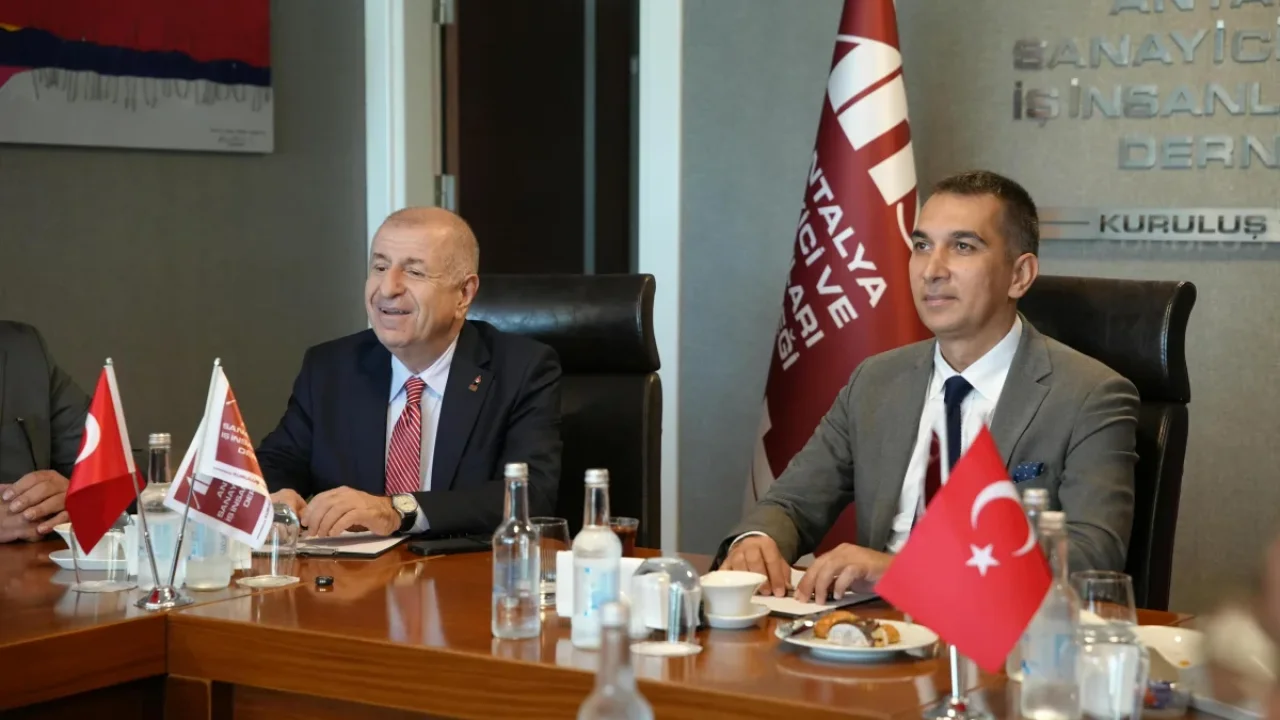 Ümit Özdağ Ansiad' a nezaket ziyaretinde bulundu