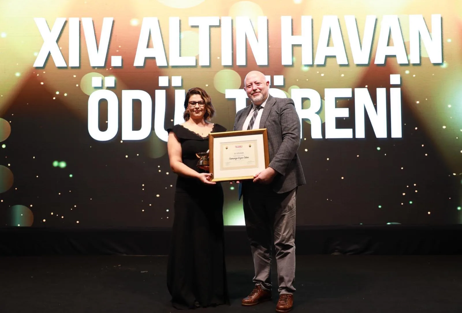 Osmaniye Eczacı Odası’na Sosyal Sorumluluk Ödülü