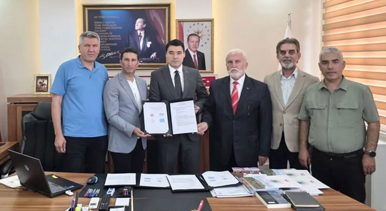 Toprakkale’de Eğitim Ve Sanayi El Ele Verdi Toprakkale’de Eğitim Ve Sanayi El Ele Verdi