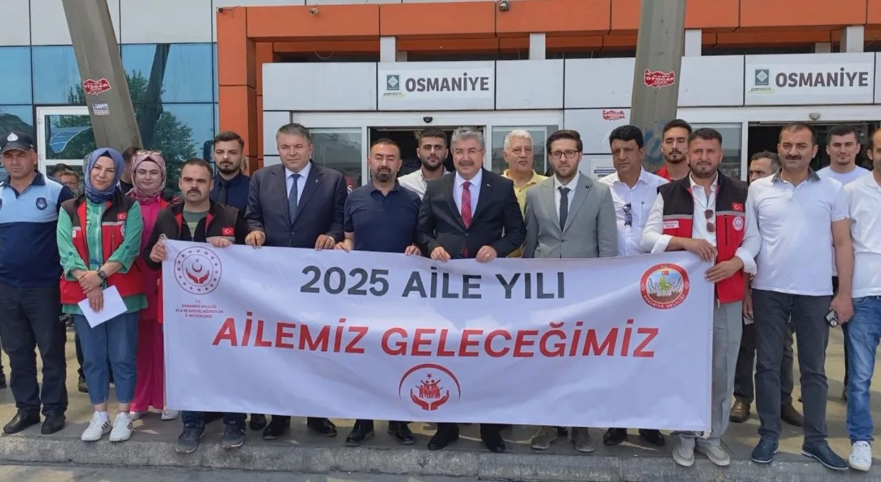 Vali Erdinç Yılmaz: Aile Yapısı Geleceğimizin Temeli Vali Erdinç Yılmaz: Aile Yapısı Geleceğimizin Temeli
