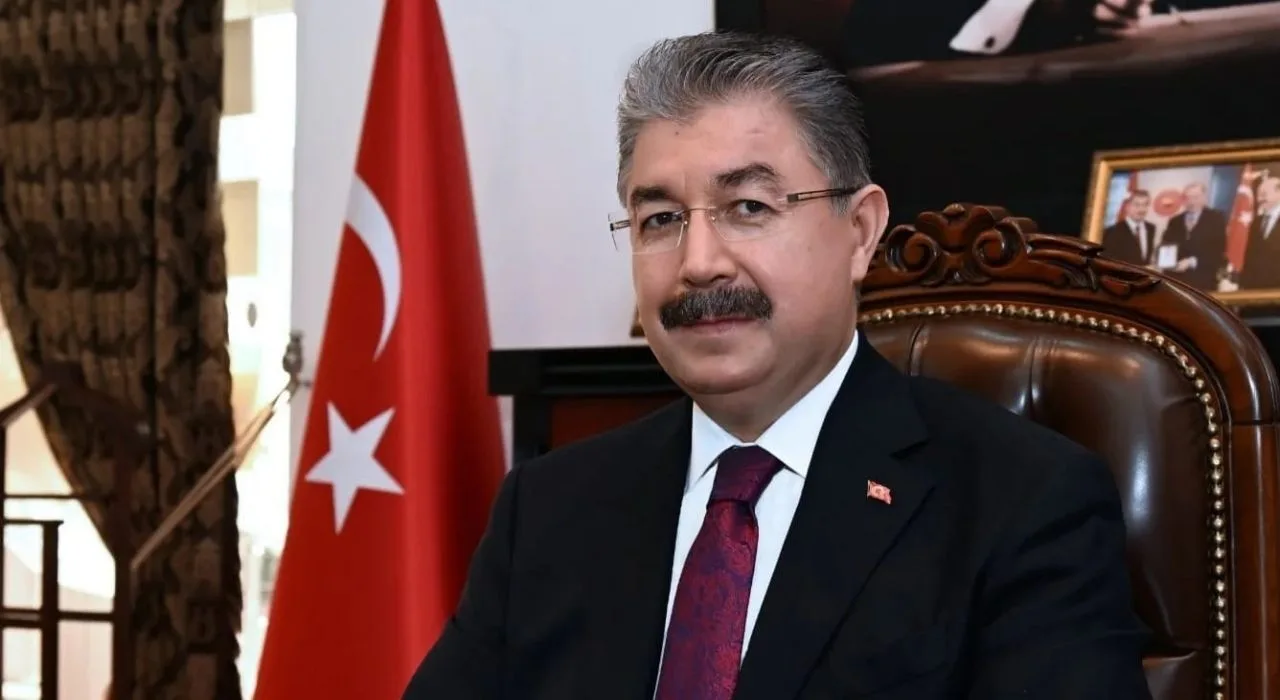 Vali Erdinç Yılmaz’dan Duygusal Anneler Günü Mesajı Vali Erdinç Yılmaz’dan Duygusal Anneler Günü Mesajı