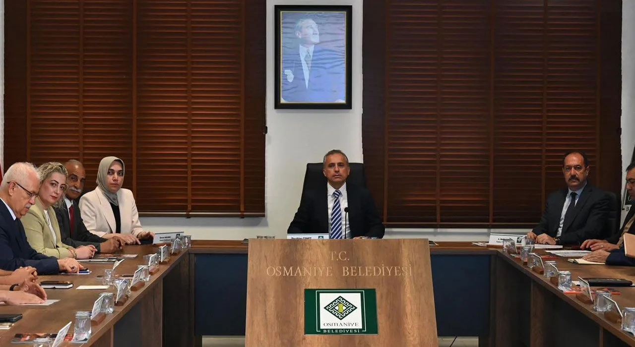 İbrahim Çenet: Osmaniye İçin Durmak Yok, Yola Devam İbrahim Çenet: Osmaniye İçin Durmak Yok, Yola Devam