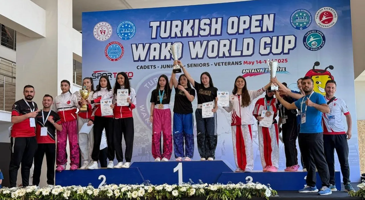 Kick Boksta Osmaniye’den Büyük Başarı Kick Boksta Osmaniye’den Büyük Başarı
