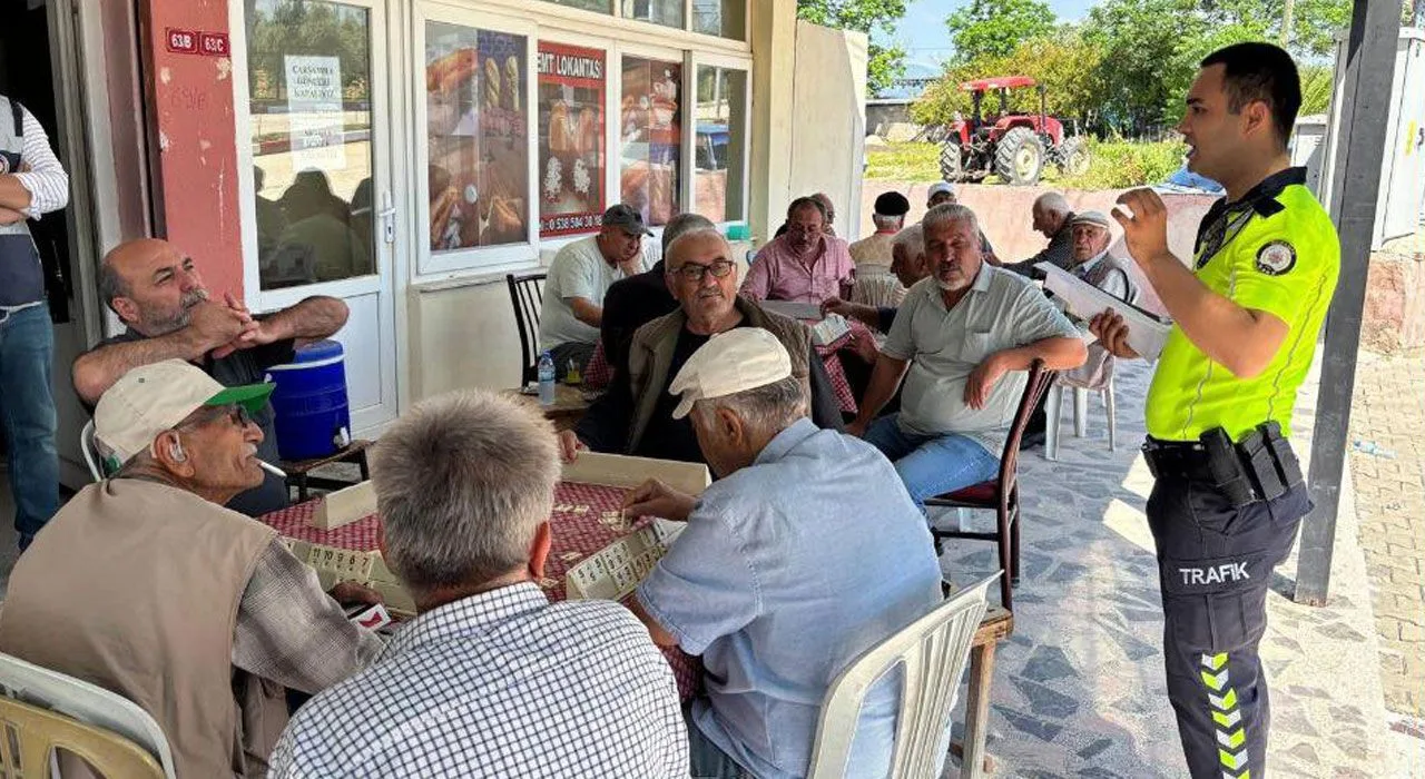 Sumbas Polisi’nden Bilgilendirici Broşür Turu
