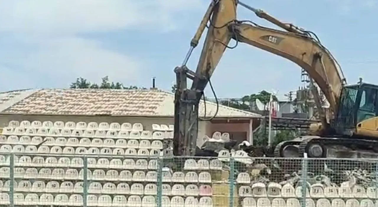 Osmaniye 7 Ocak Stadyumu'Na Veda Ediyor Osmaniye 7 Ocak Stadyumu'Na Veda Ediyor