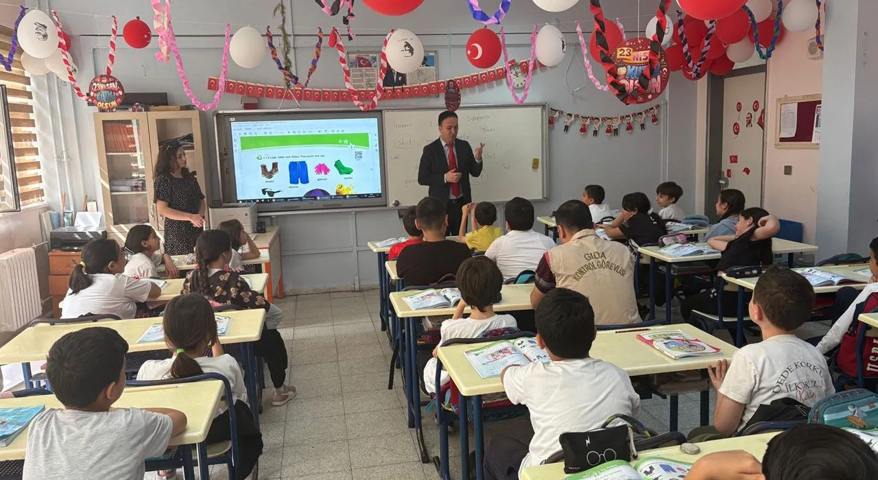 Osmaniye’de Çocuklara Gıda Güvenliği Eğitimi Osmaniye’de Çocuklara Gıda Güvenliği Eğitimi