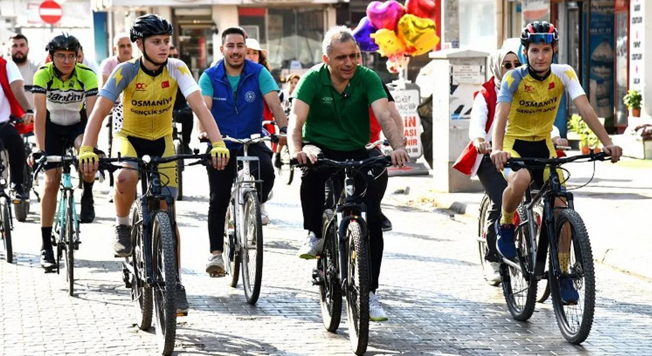 Osmaniye’de Bisiklet Turu Heyecanı Osmaniye’de Bisiklet Turu Heyecanı