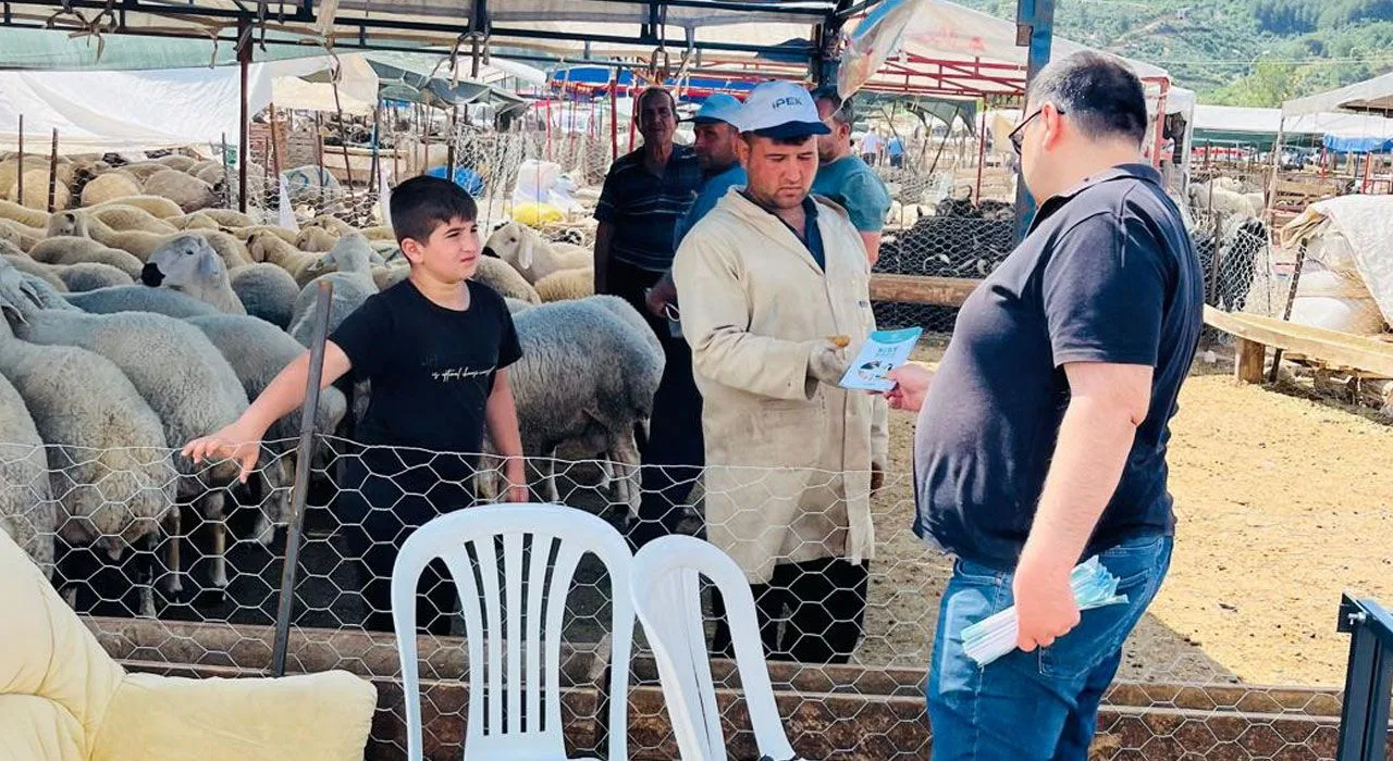 Kurbanlık Satış Yerlerinde Sağlık Bilgilendirmesi Kurbanlık Satış Yerlerinde Sağlık Bilgilendirmesi