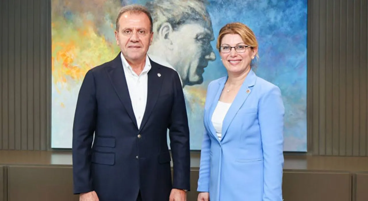 Asu Kaya’dan Vahap Seçer’e Kutlama Mesajı
