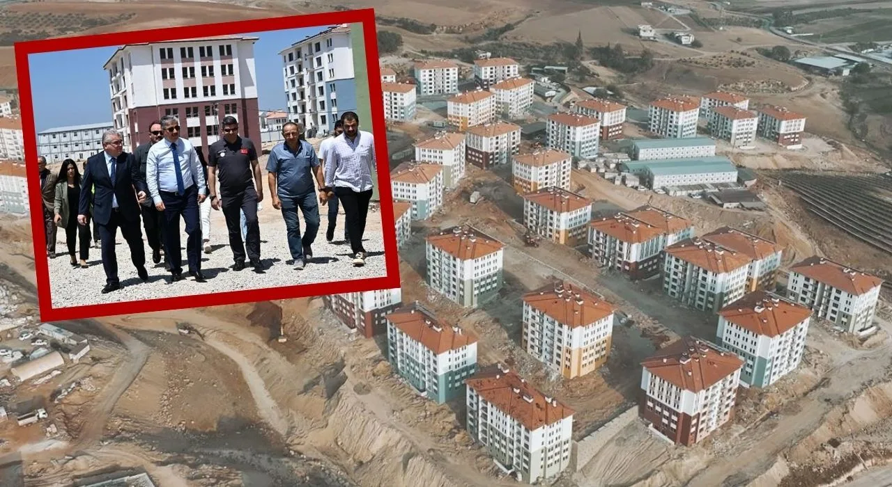 Vali Erdinç Yılmaz’dan Cevdetiye Deprem Konutları Ziyareti Vali Erdinç Yılmaz’dan Cevdetiye Deprem Konutları Ziyareti