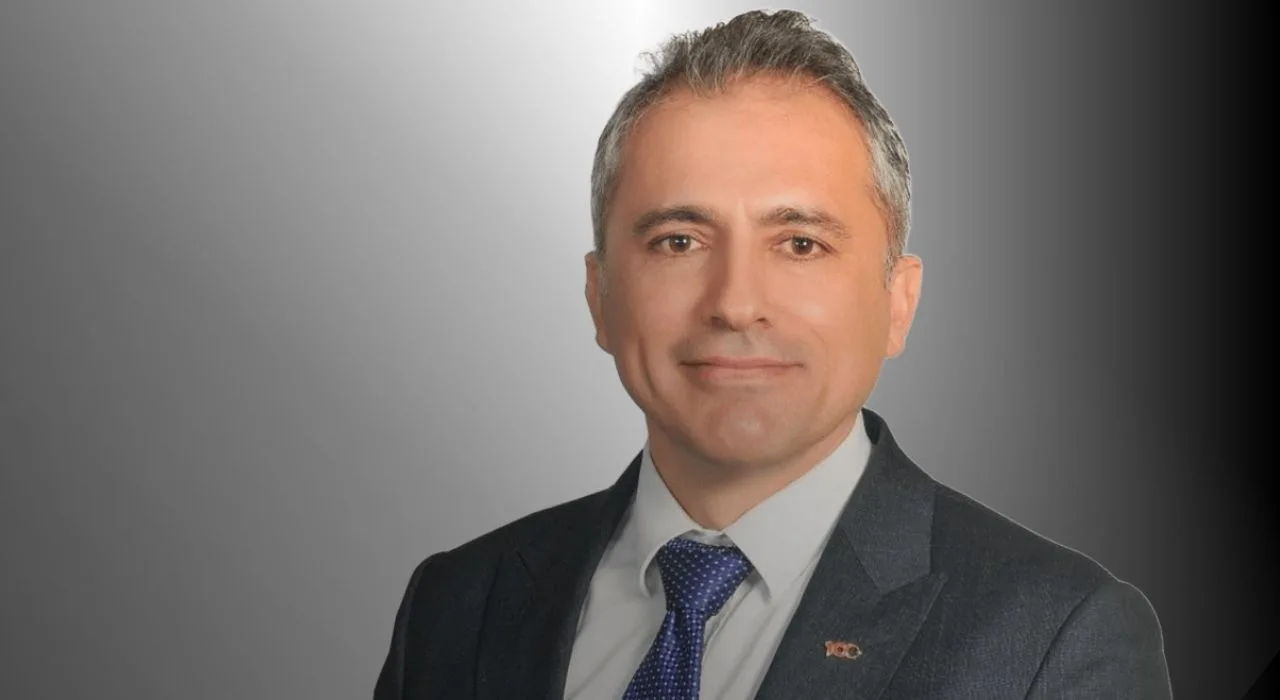 İbrahim Çenet: “Vatandaşın Menfaati Bizim Önceliğimiz” İbrahim Çenet: “Vatandaşın Menfaati Bizim Önceliğimiz”