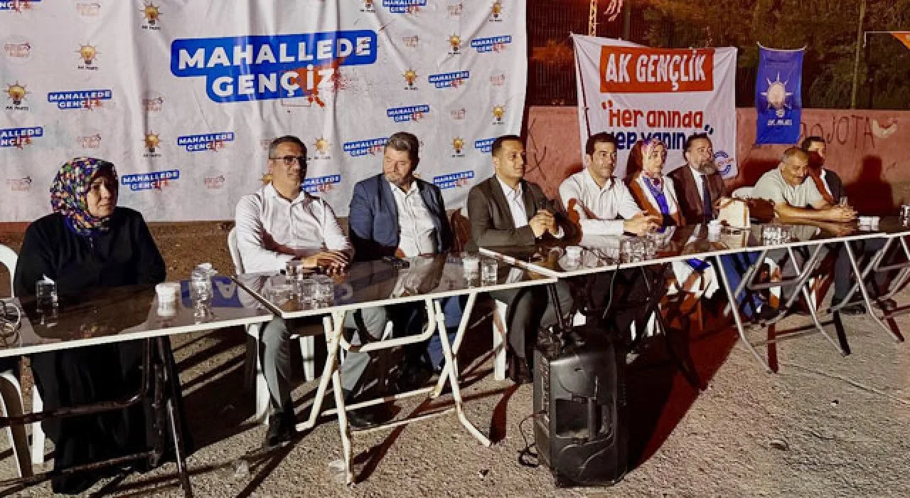 Ak Parti Osmaniye'Den Gençlerle Samimi Buluşma Ak Parti Osmaniye'Den Gençlerle Samimi Buluşma