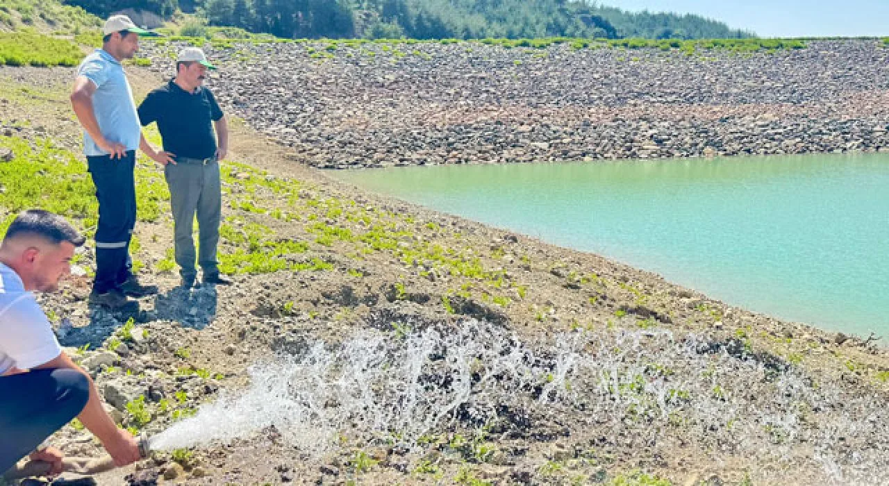 Yarbaşı’nda Gölette Yavru Balıklar Kurtarıldı Yarbaşı’nda Gölette Yavru Balıklar Kurtarıldı
