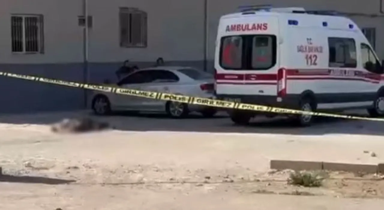 Bahçe’de 52 Yaşındaki Kadın Balkondan Düşerek Öldü Bahçe’de 52 Yaşındaki Kadın Balkondan Düşerek Öldü