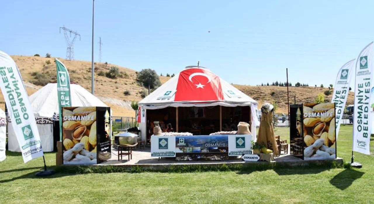 Osmaniye Belediyesi Malazgirt Zaferi’nde Ahlat’ta Osmaniye Belediyesi Malazgirt Zaferi’nde Ahlat’ta