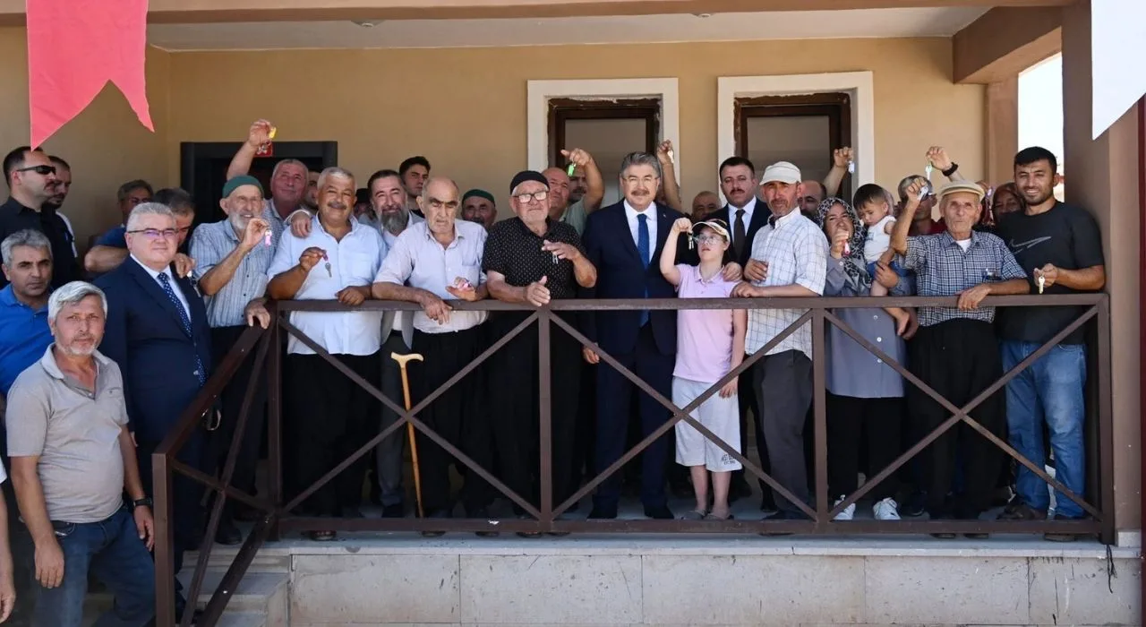 Osmaniye’de 32 Köy Deprem Konutu Teslim Edildi