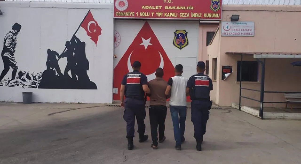 Osmaniye’de Uyuşturucu Ve Kaçakçılığa Darbe Osmaniye’de Uyuşturucu Ve Kaçakçılığa Darbe