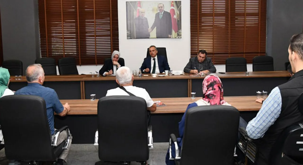 Başkan İbrahim Çenet Her Cuma Vatandaşları Dinliyor