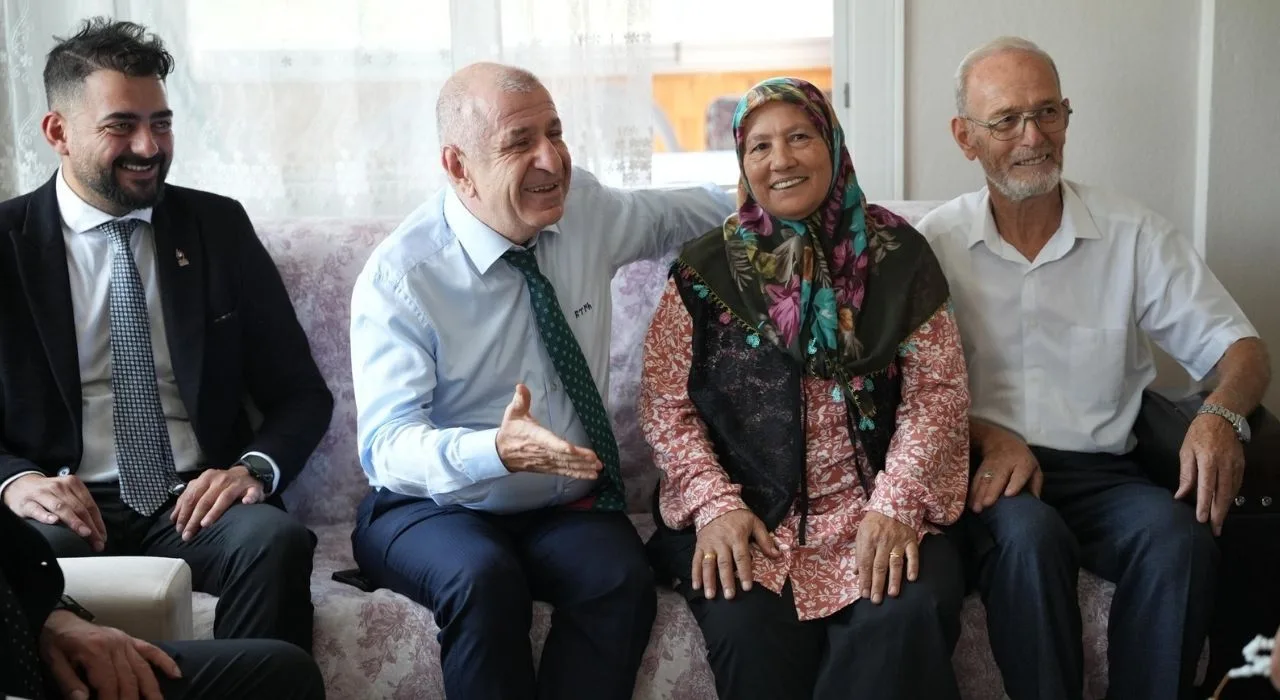 Ümit Özdağ Osmaniye Turuna Tatarlı’da Başladı