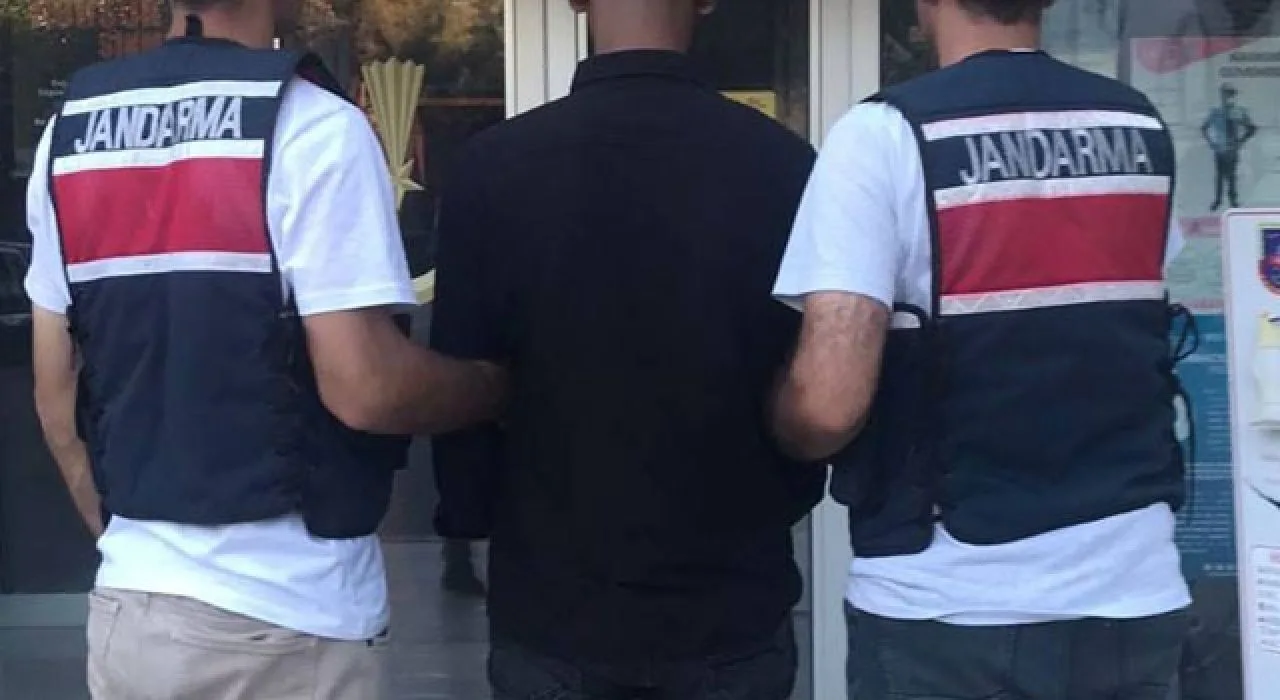 Osmaniye Jandarması 2 Firariyi Cezaevine Teslim Etti