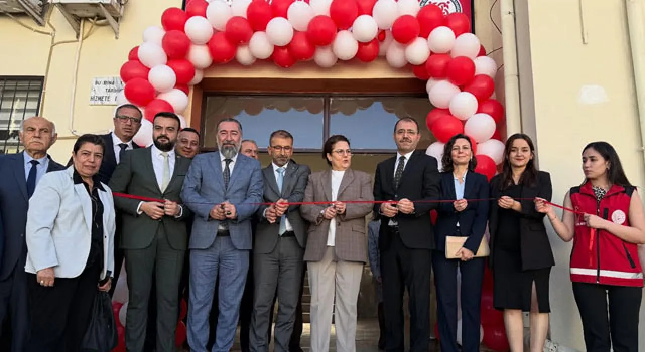 Kadirli’de Aile Destek Merkezi Hizmete Açıldı Kadirli’de Aile Destek Merkezi Hizmete Açıldı