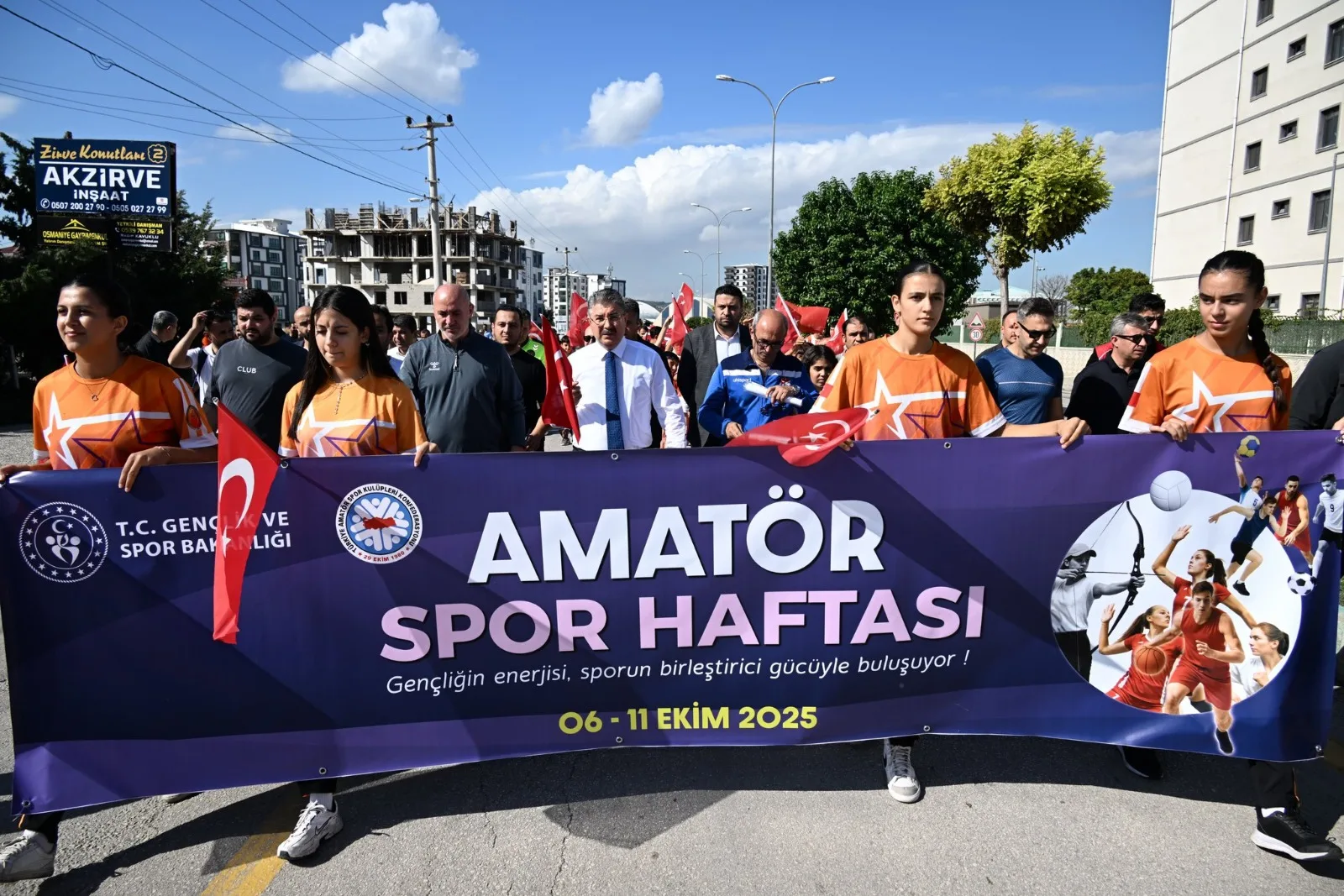 Vali Erdinç Yılmaz: “Spor, Sağlıklı Yaşamın Anahtarıdır” Vali Erdinç Yılmaz: “Spor, Sağlıklı Yaşamın Anahtarıdır”