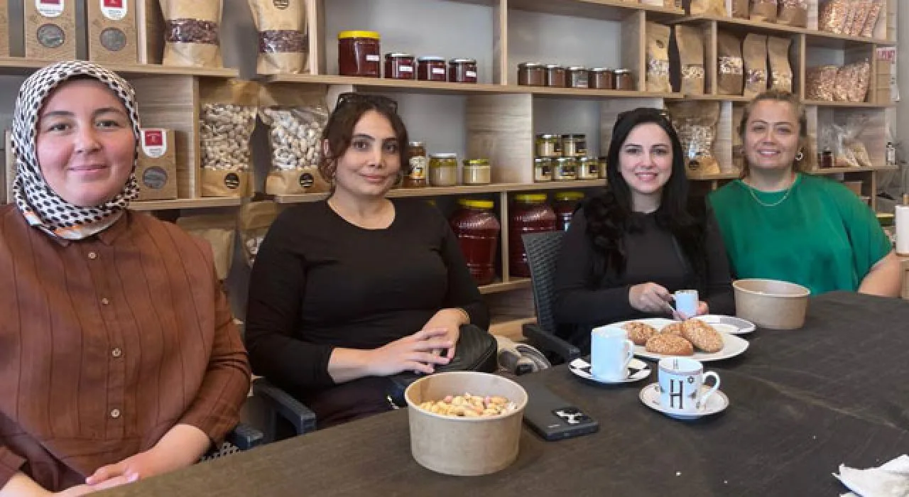 Osmaniyeli Kadınlar Konya’da Kahvaltıda Buluştu Osmaniyeli Kadınlar Konya’da Kahvaltıda Buluştu