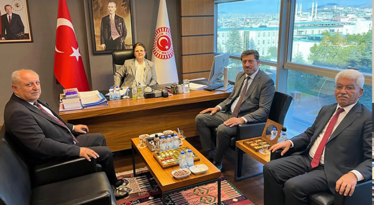 Derya Yanık’tan Osmaniye’ye Hizmet Vurgusu Derya Yanık’tan Osmaniye’ye Hizmet Vurgusu