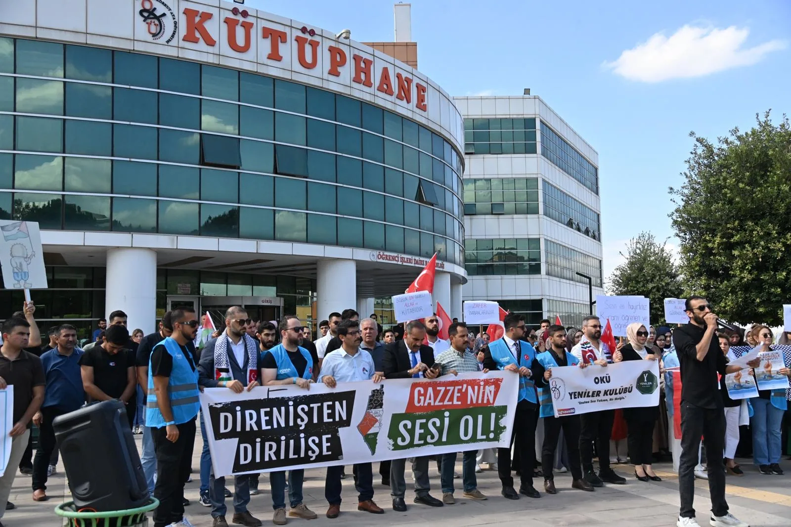 Okü Öğrencilerinden Filistin’e Destek Yürüyüşü
