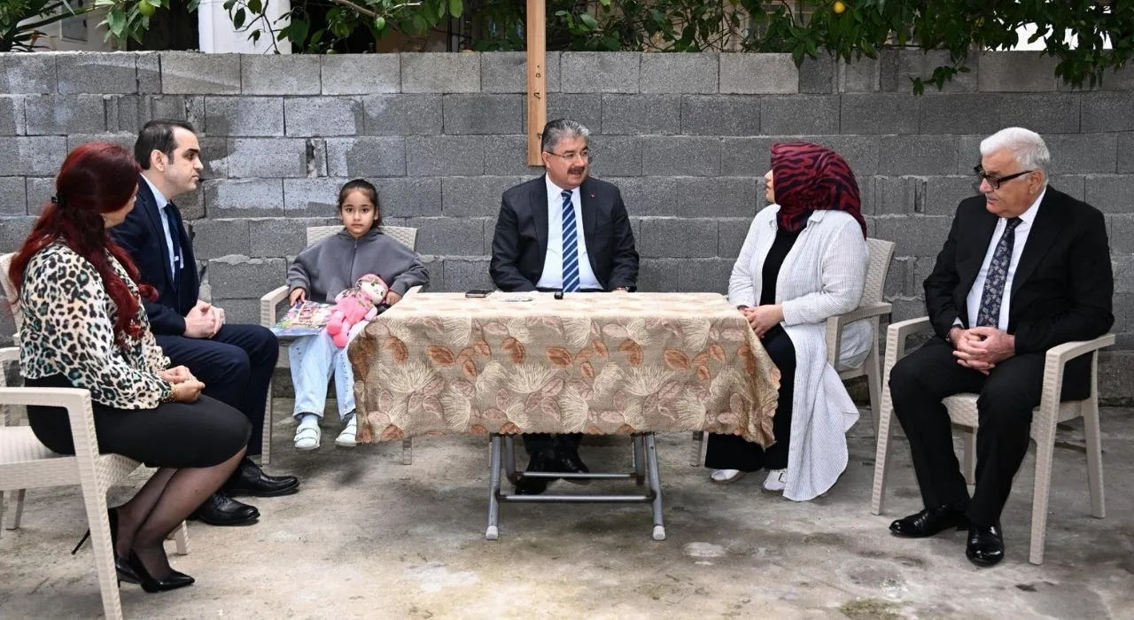 Osmaniye Valisi Halkın Kapısını Çalmaya Devam Ediyor Osmaniye Valisi Halkın Kapısını Çalmaya Devam Ediyor