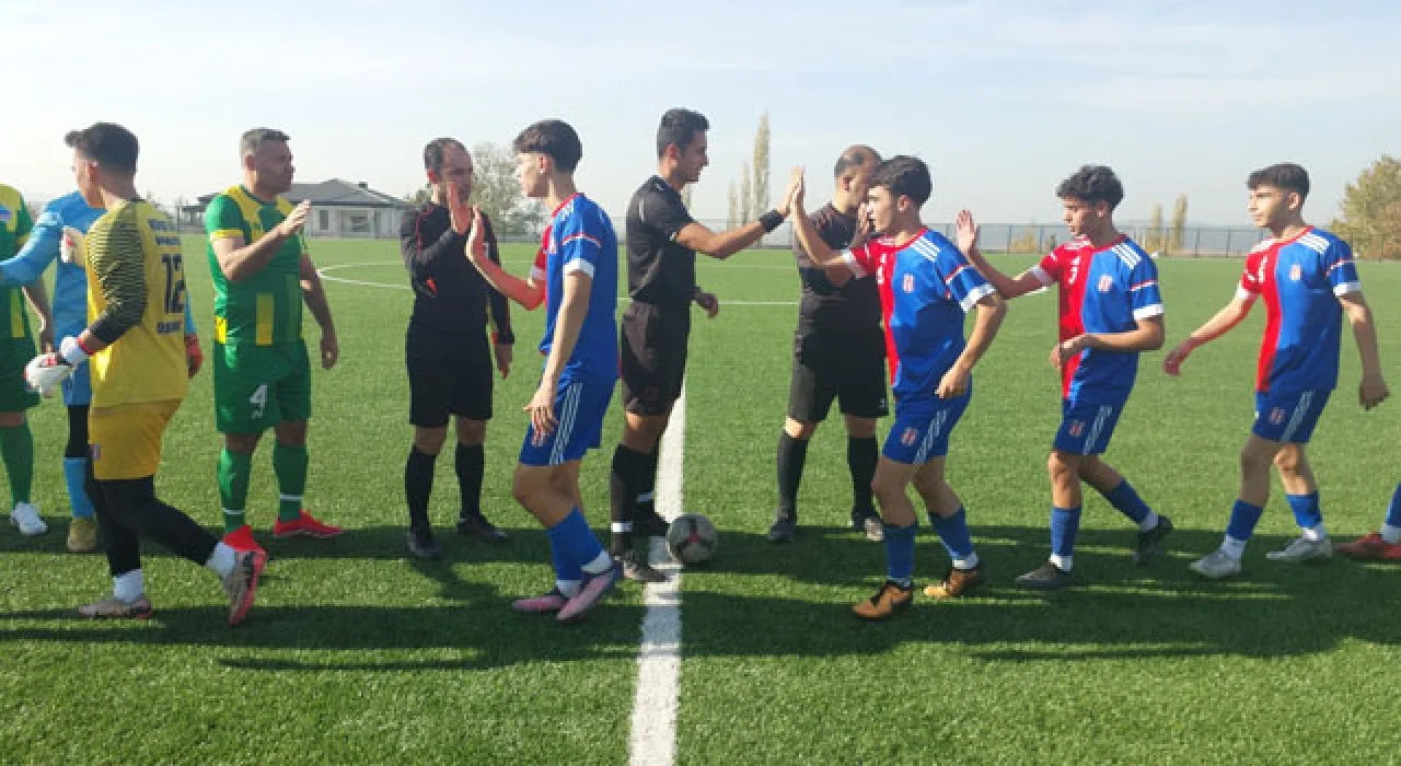 U-14 Ve 1. Amatör Lig’de Toplu Sonuçlar Açıklandı U-14 Ve 1. Amatör Lig’de Toplu Sonuçlar Açıklandı