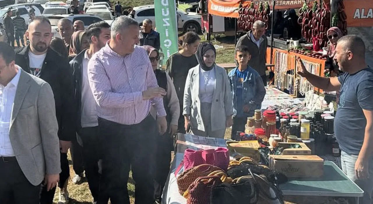 Düziçi’nde Yaprak Dökümü Festivali Coşkusu