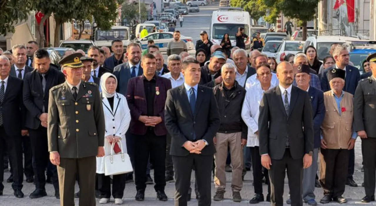 Atatürk, Toprakkale’de Saygı Ve Minnetle Anıldı