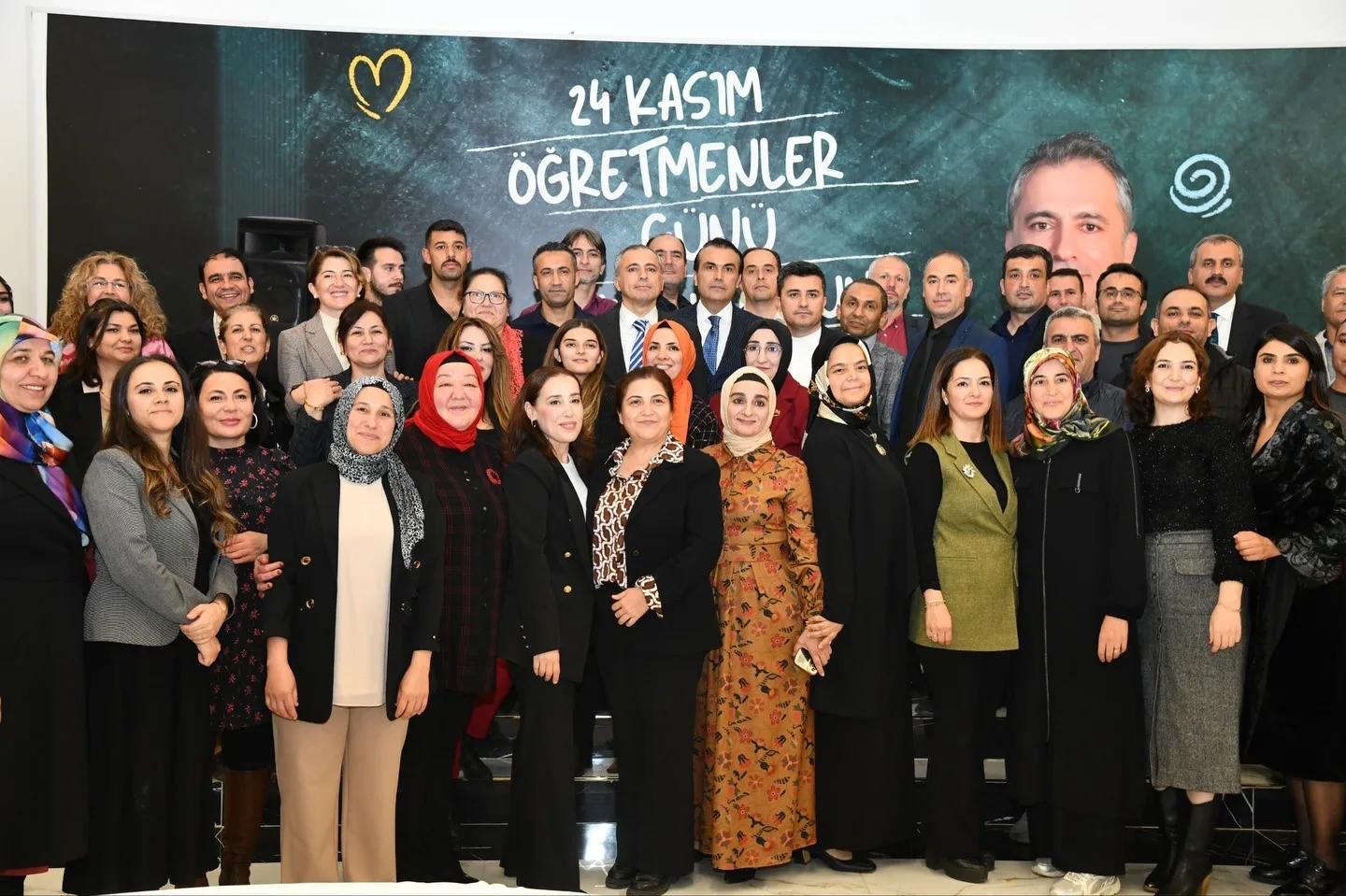 Başkan İbrahim Çenet’ten Öğretmenlere Özel Kutlama